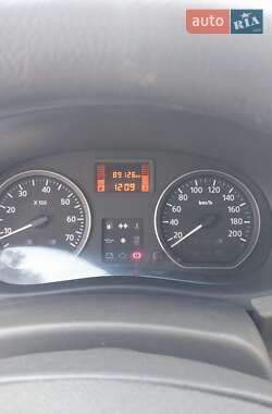 Седан Renault Logan 2011 в 
