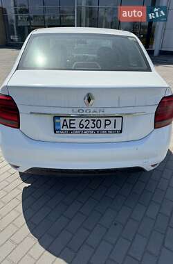 Седан Renault Logan 2021 в 