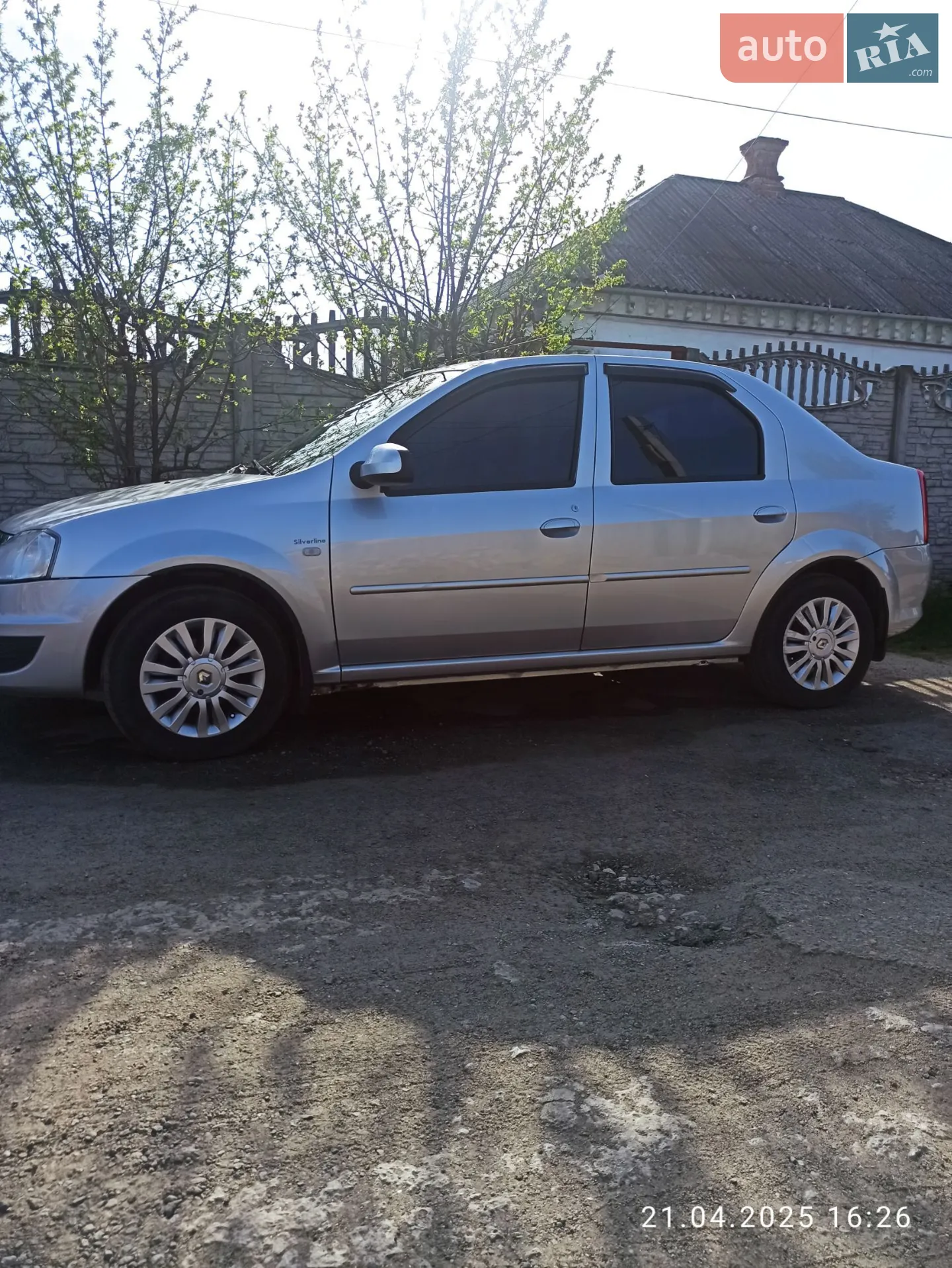 2012 Renault Logan - мініатюра 5