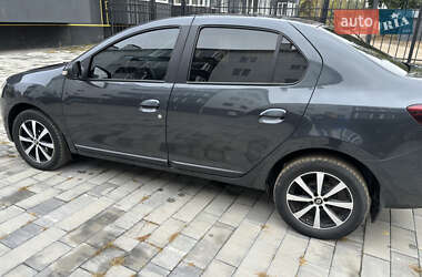 Седан Renault Logan 2018 в 