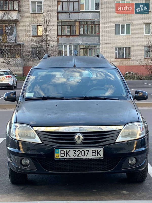 Универсал Renault Logan 2011 в Сарнах