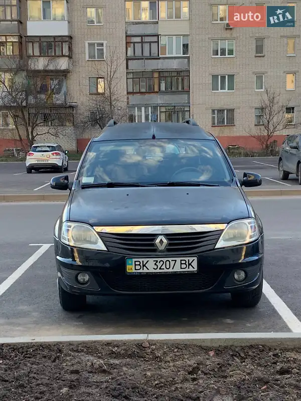 Renault Logan 2011