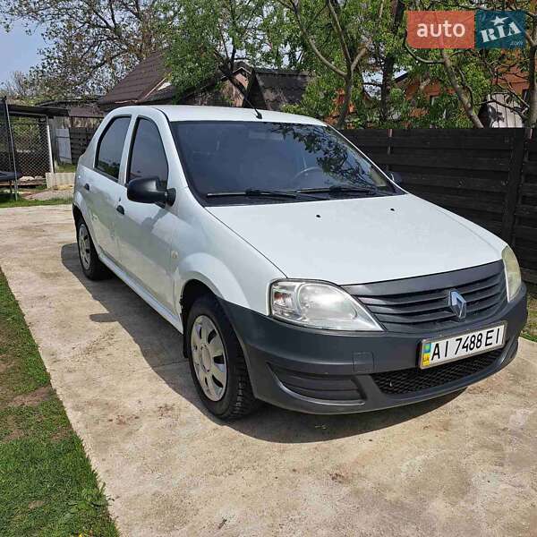 Седан Renault Logan 2011 в Переяславі