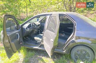 Седан Renault Logan 2009 в 