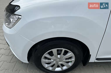 Седан Renault Logan 2019 в 