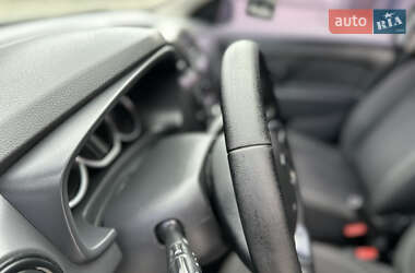 Седан Renault Logan 2019 в 