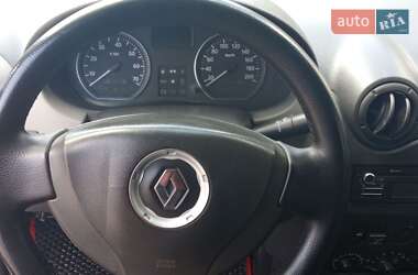 Универсал Renault Logan 2012 в 