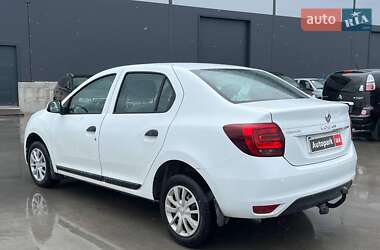 Седан Renault Logan 2018 в 