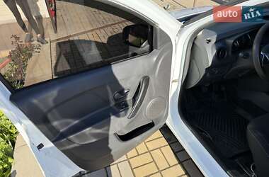 Седан Renault Logan 2019 в 