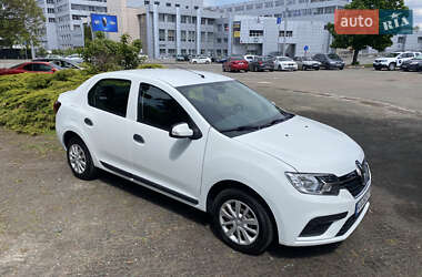 Седан Renault Logan 2018 в Киеве