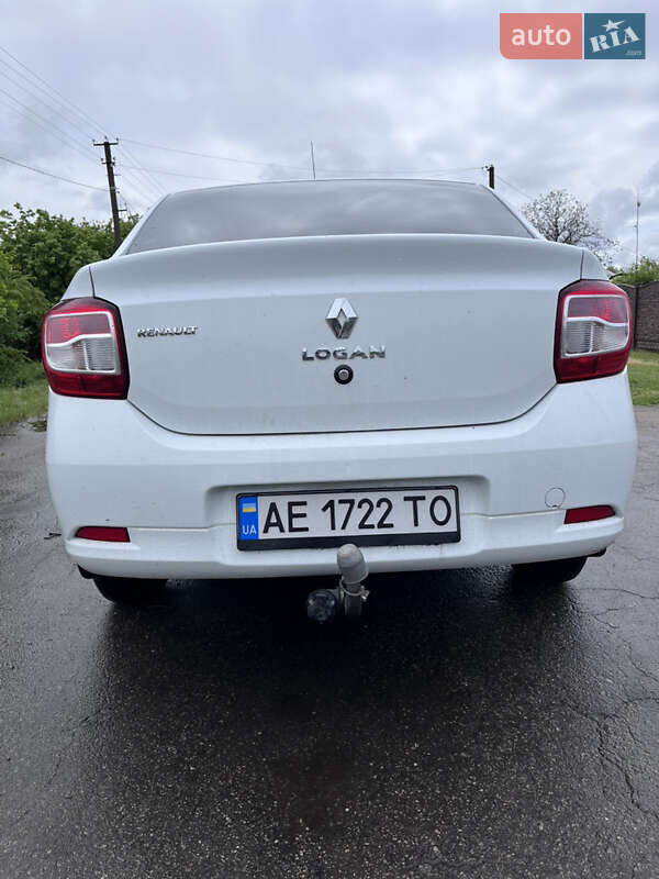 Седан Renault Logan 2013 в Царичанке