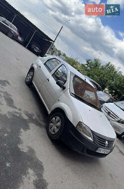 Седан Renault Logan 2012 в 