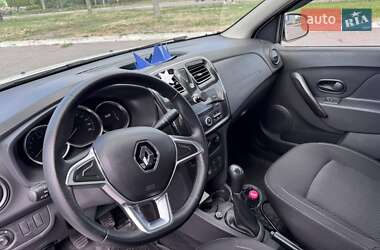 Седан Renault Logan 2019 в 