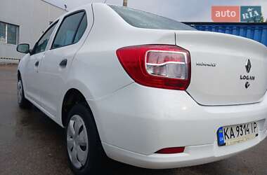 Седан Renault Logan 2016 в 