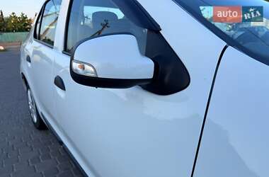 Седан Renault Logan 2019 в 