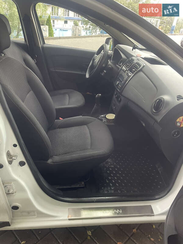 Седан Renault Logan 2019 в Києві