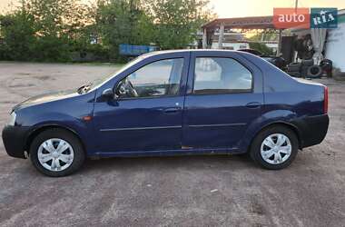 Седан Renault Logan 2010 в 