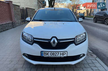Седан Renault Logan 2015 в Стрые