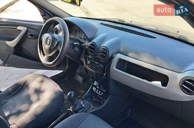 Седан Renault Logan 2010 в 