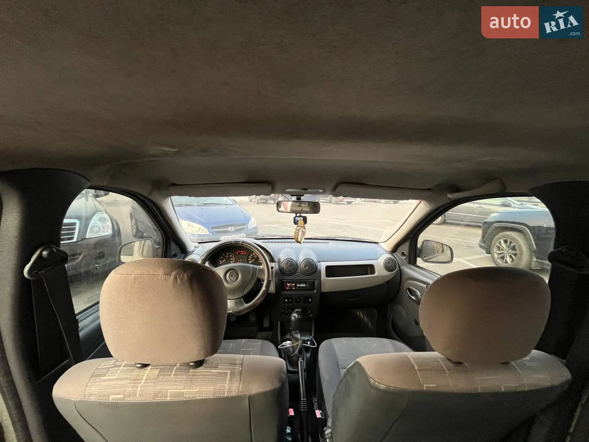 2011 Renault Logan - мініатюра 14