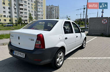 Седан Renault Logan 2011 в 