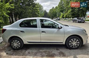 Седан Renault Logan 2017 в Волочиске
