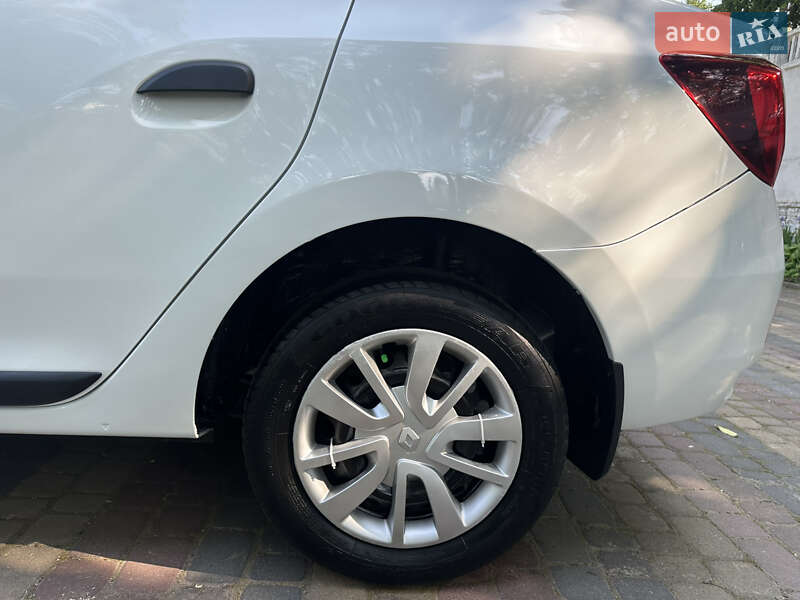 Седан Renault Logan 2019 в Черновцах