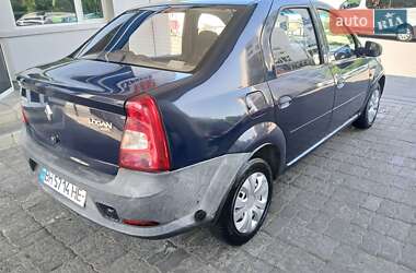 Седан Renault Logan 2010 в 