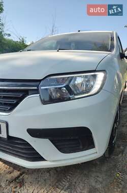 Седан Renault Logan 2020 в 
