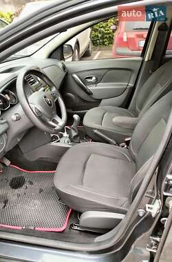 Седан Renault Logan 2021 в 