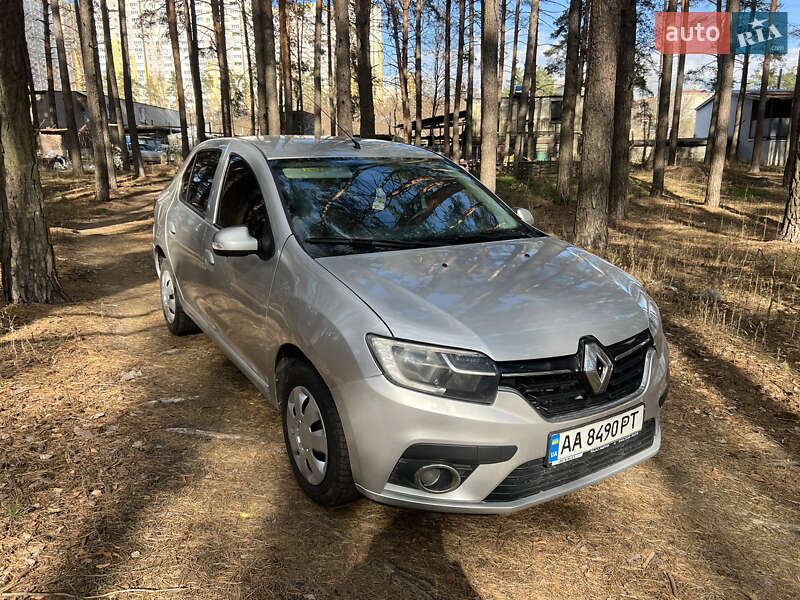 Renault Logan 2017