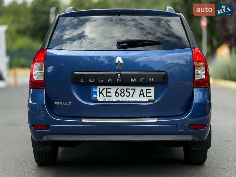 Універсал Renault Logan 2013 в Дніпрі