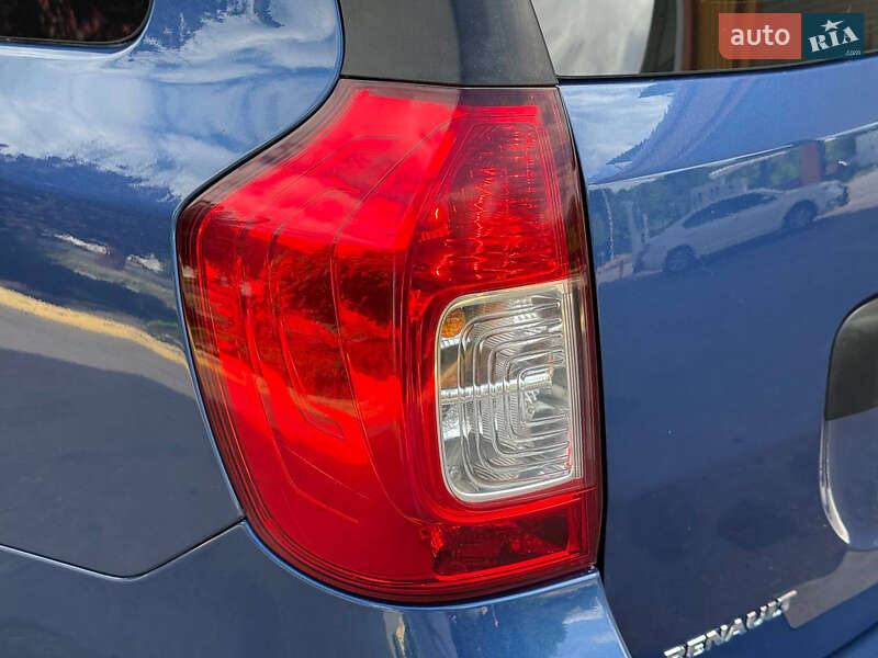Універсал Renault Logan 2013 в Дніпрі