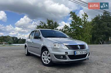 Седан Renault Logan 2011 в Киеве