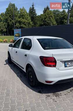 Седан Renault Logan 2017 в 