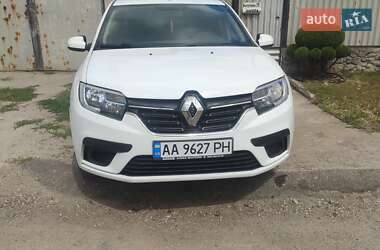 Седан Renault Logan 2017 в 