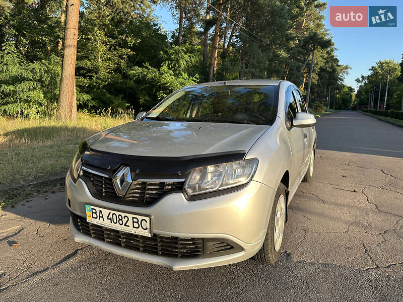 Седан Renault Logan 2013 в Кропивницком