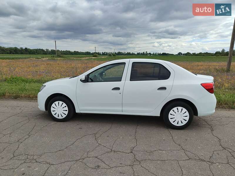 Седан Renault Logan 2013 в Кобеляках