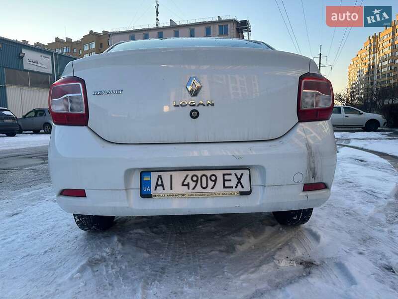 Седан Renault Logan 2016 в Киеве