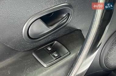 Седан Renault Logan 2019 в 