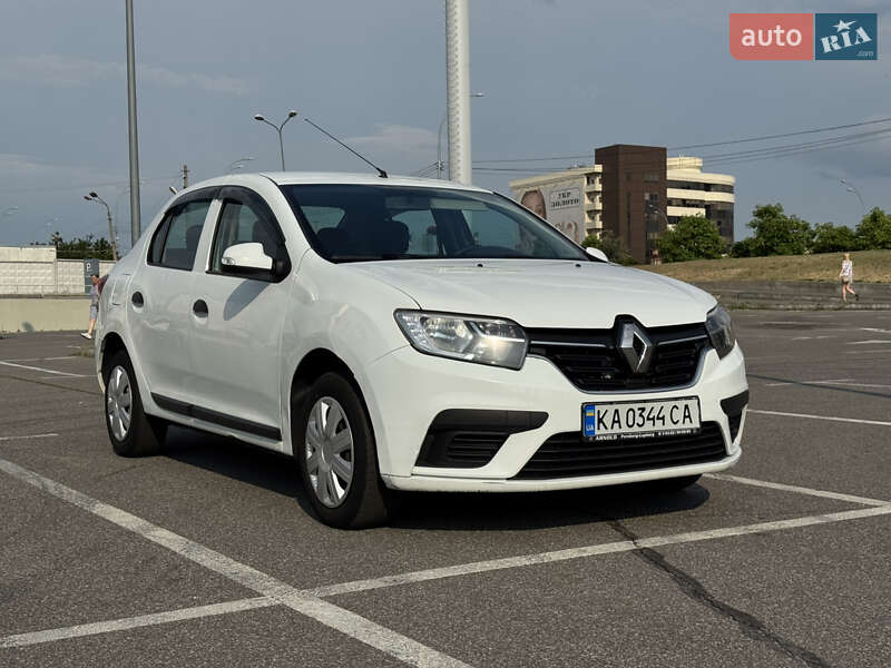 Седан Renault Logan 2016 в Києві
