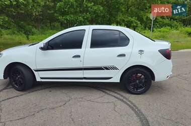 Седан Renault Logan 2019 в 