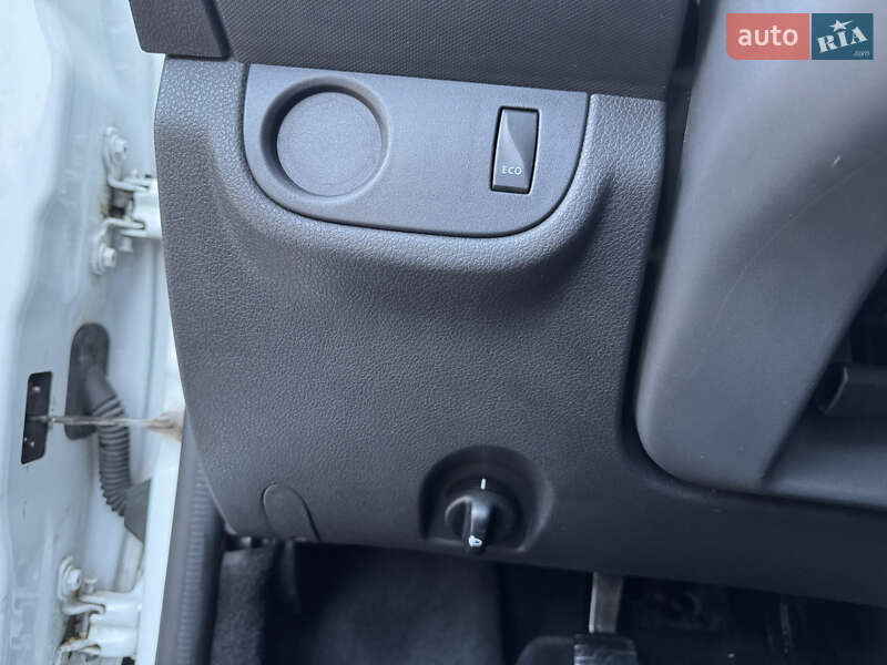 Седан Renault Logan 2017 в Умани