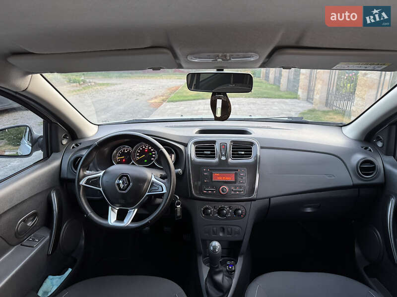 Седан Renault Logan 2017 в Умани