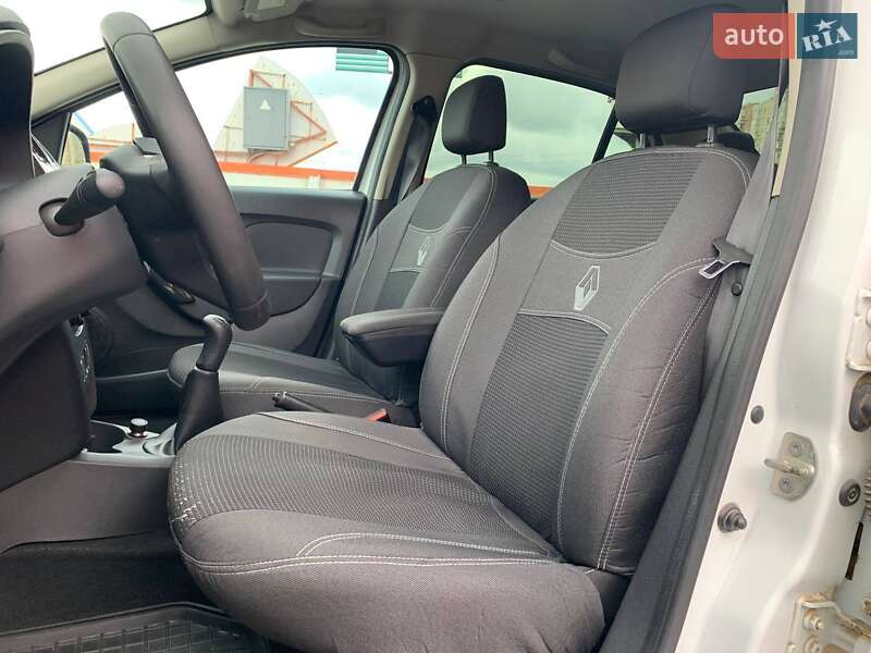 Седан Renault Logan 2020 в Киеве