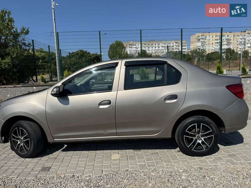 Седан Renault Logan 2013 в Одесі
