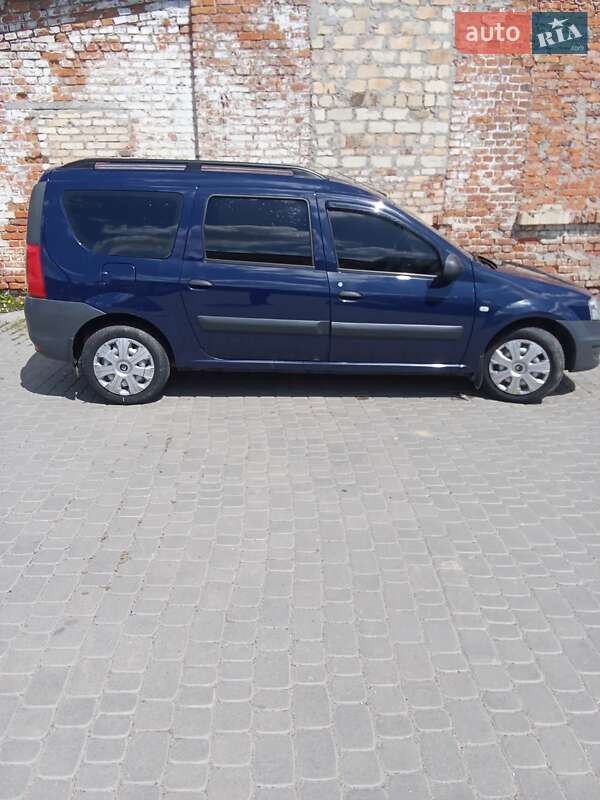Универсал Renault Logan 2011 в Ильинцах