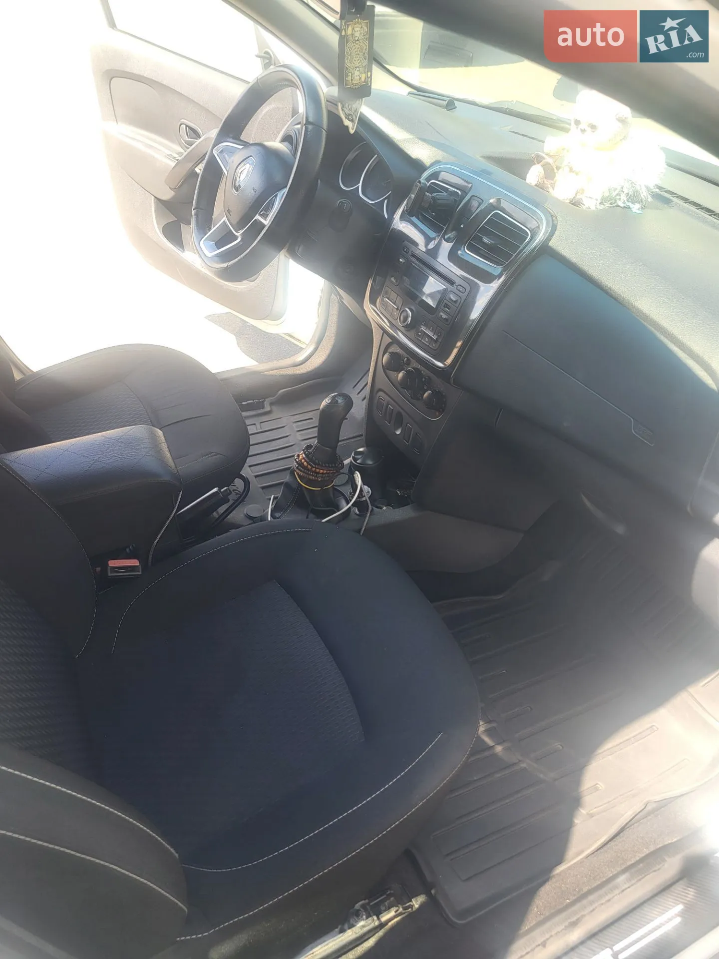 2016 Renault Logan - мініатюра 11