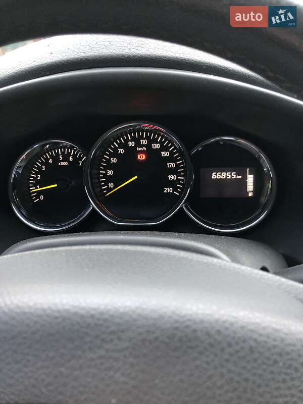 Седан Renault Logan 2013 в Делятине