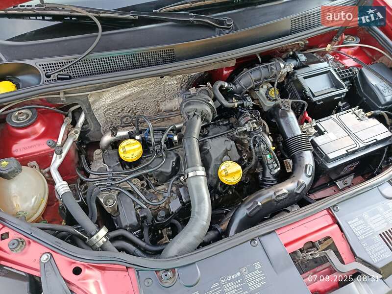 Універсал Renault Logan 2013 в Краматорську